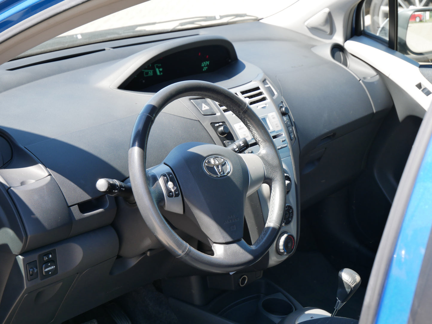 Toyota Yaris 1.3 CVVT 64 kW AUT