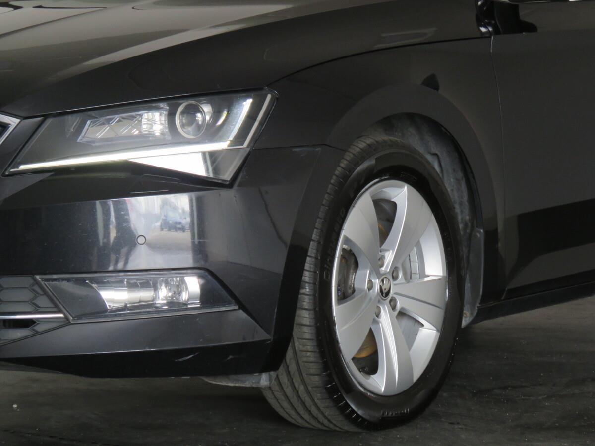 Škoda Superb 2.0 TDI 110 kW Ambition Plus
