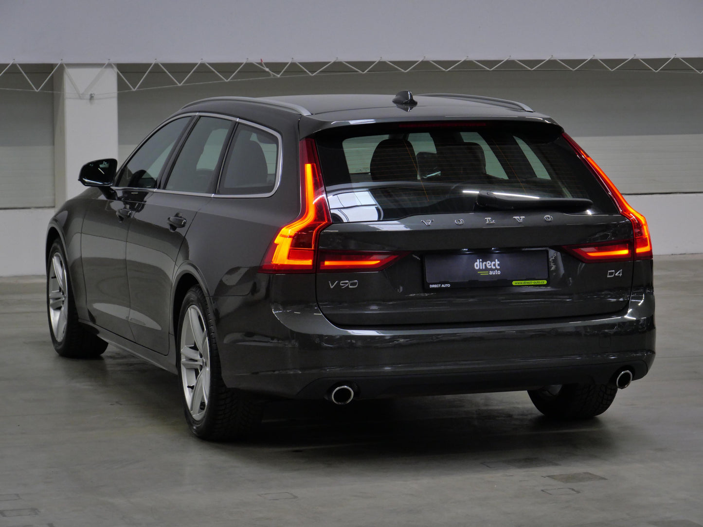 Volvo V90 2.0 D4 140 kW Momentum