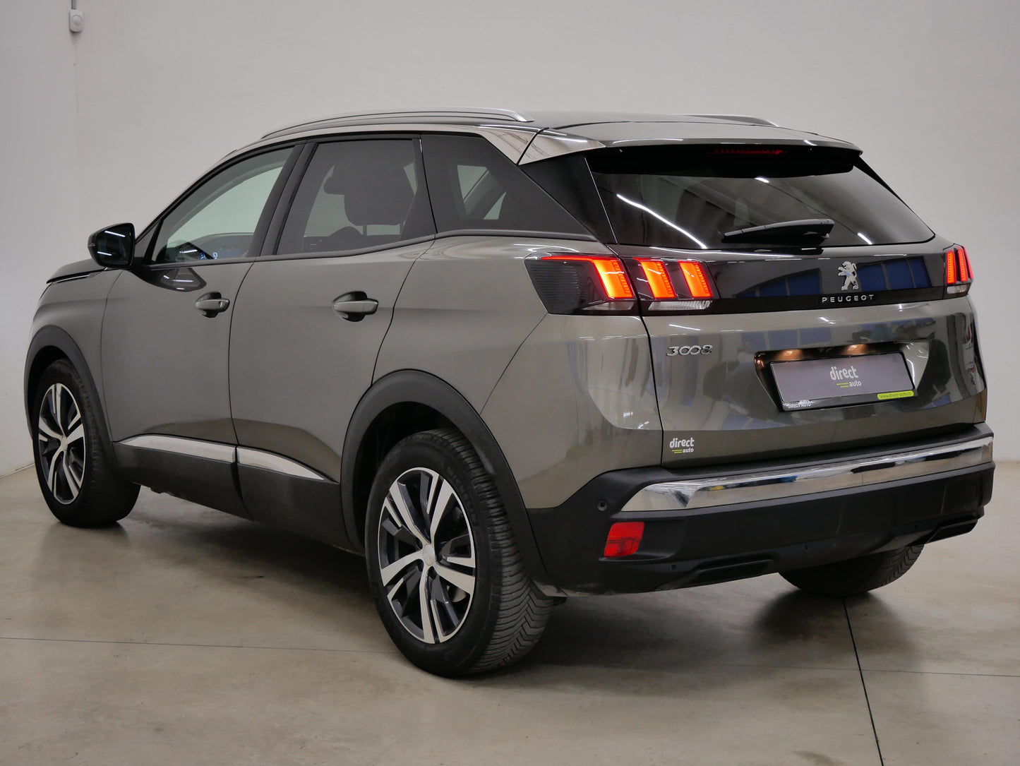 Peugeot 3008 1.2 PureTech 96 kW Allure