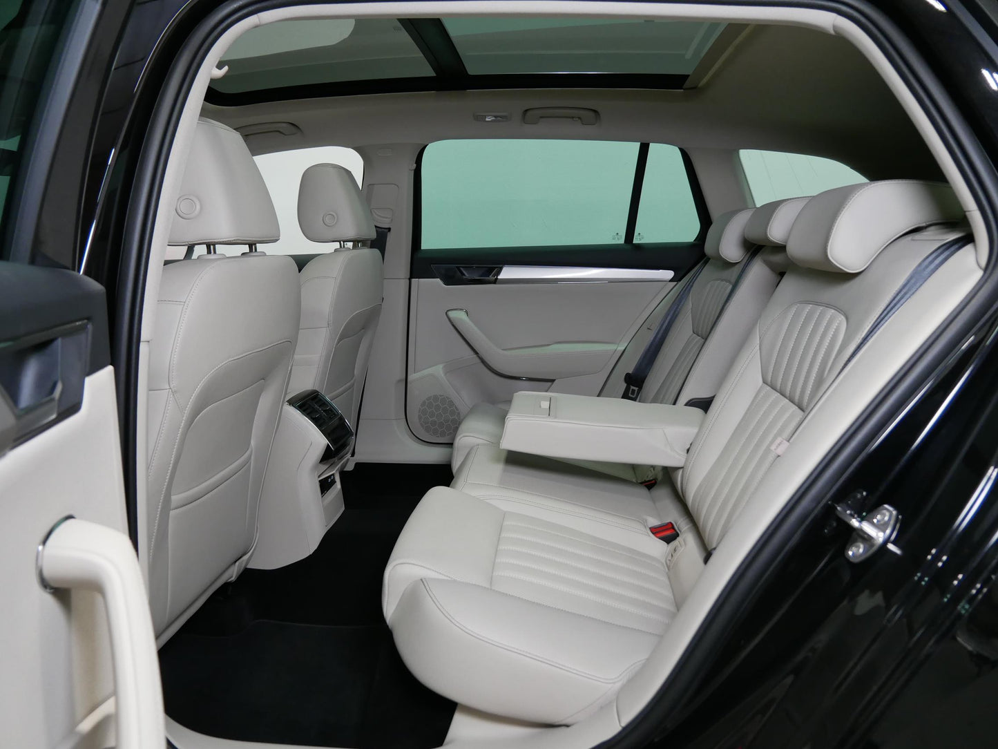 Škoda Superb 2.0 TDI 147 kW Style
