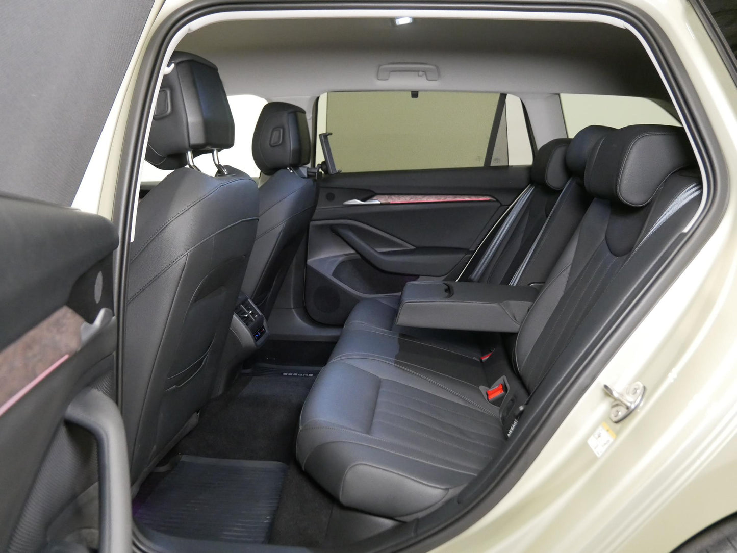 Škoda Superb 2.0 TDI 110 kW L&K