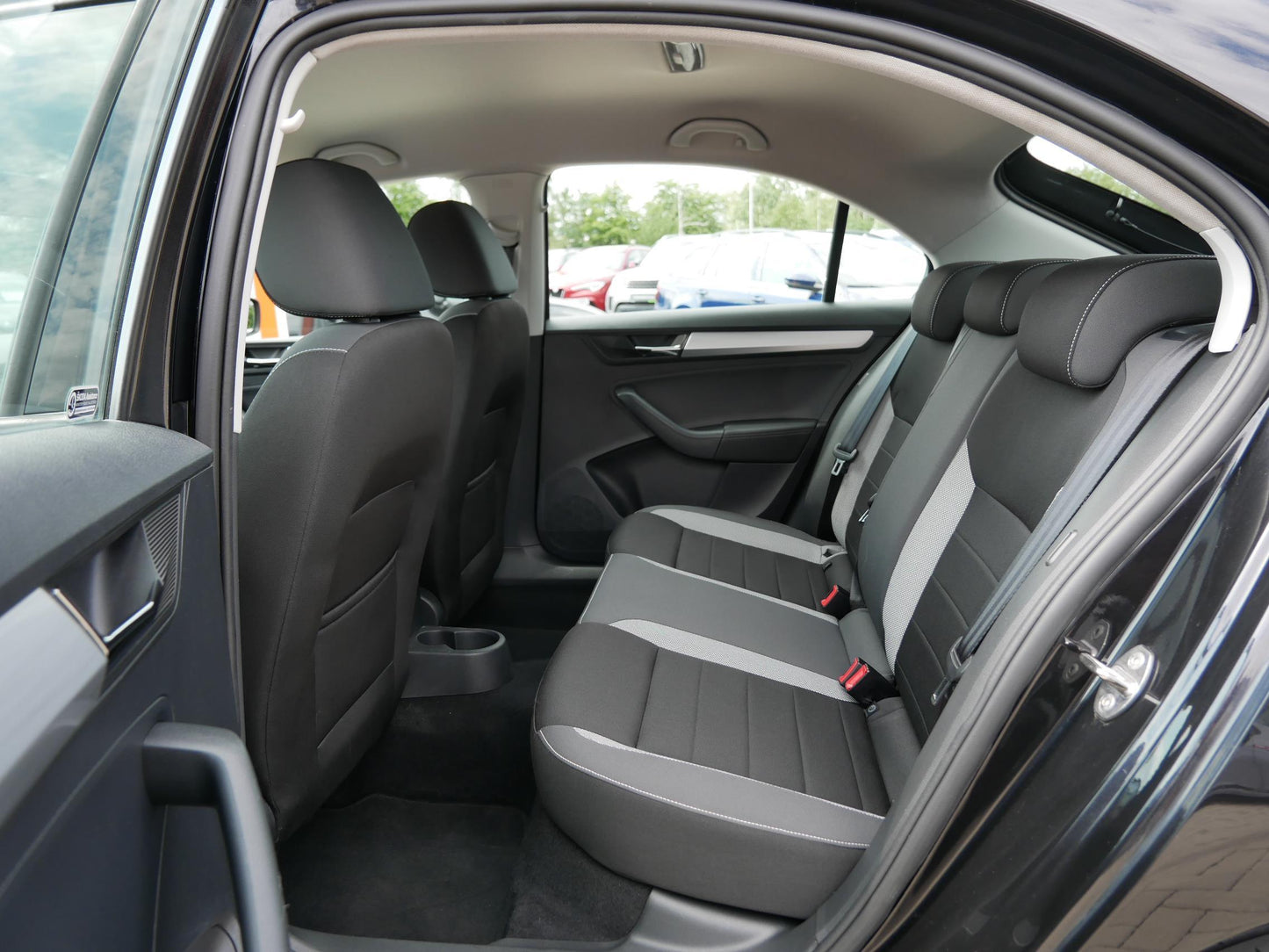 Škoda Rapid 1.0 TSI 81 kW Ambition +