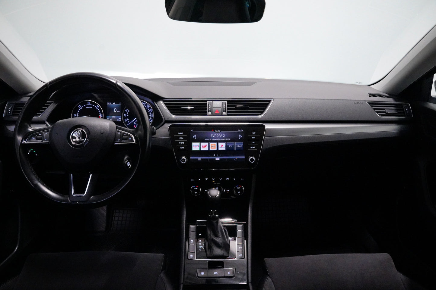 Škoda Superb 2.0 TDI 140 kW DSG Style Plus