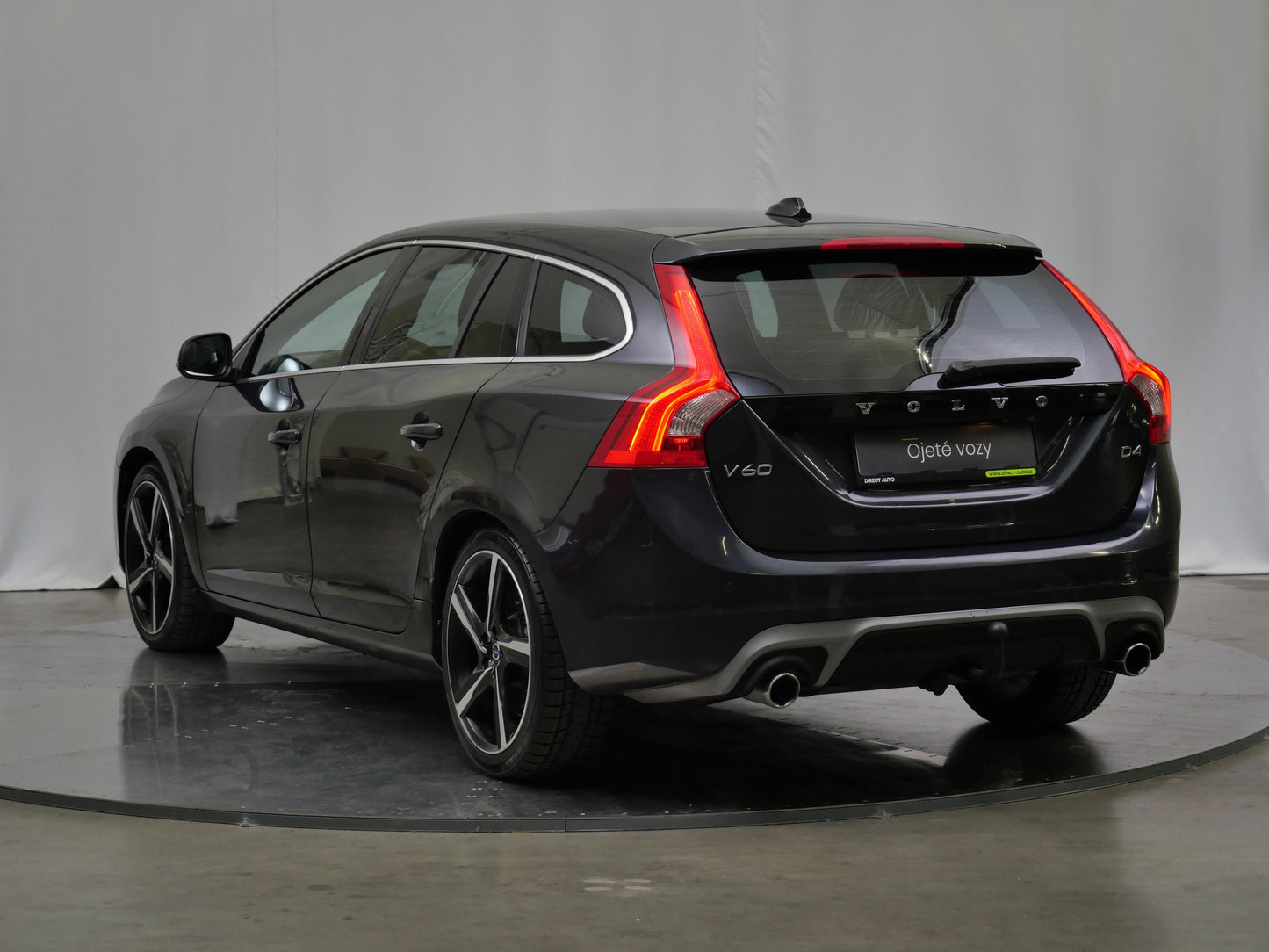 Volvo V60 D4 133 kW Drive-E Summum