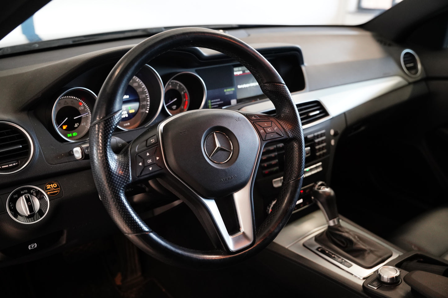 Mercedes-Benz Třídy C C 180 115 kW