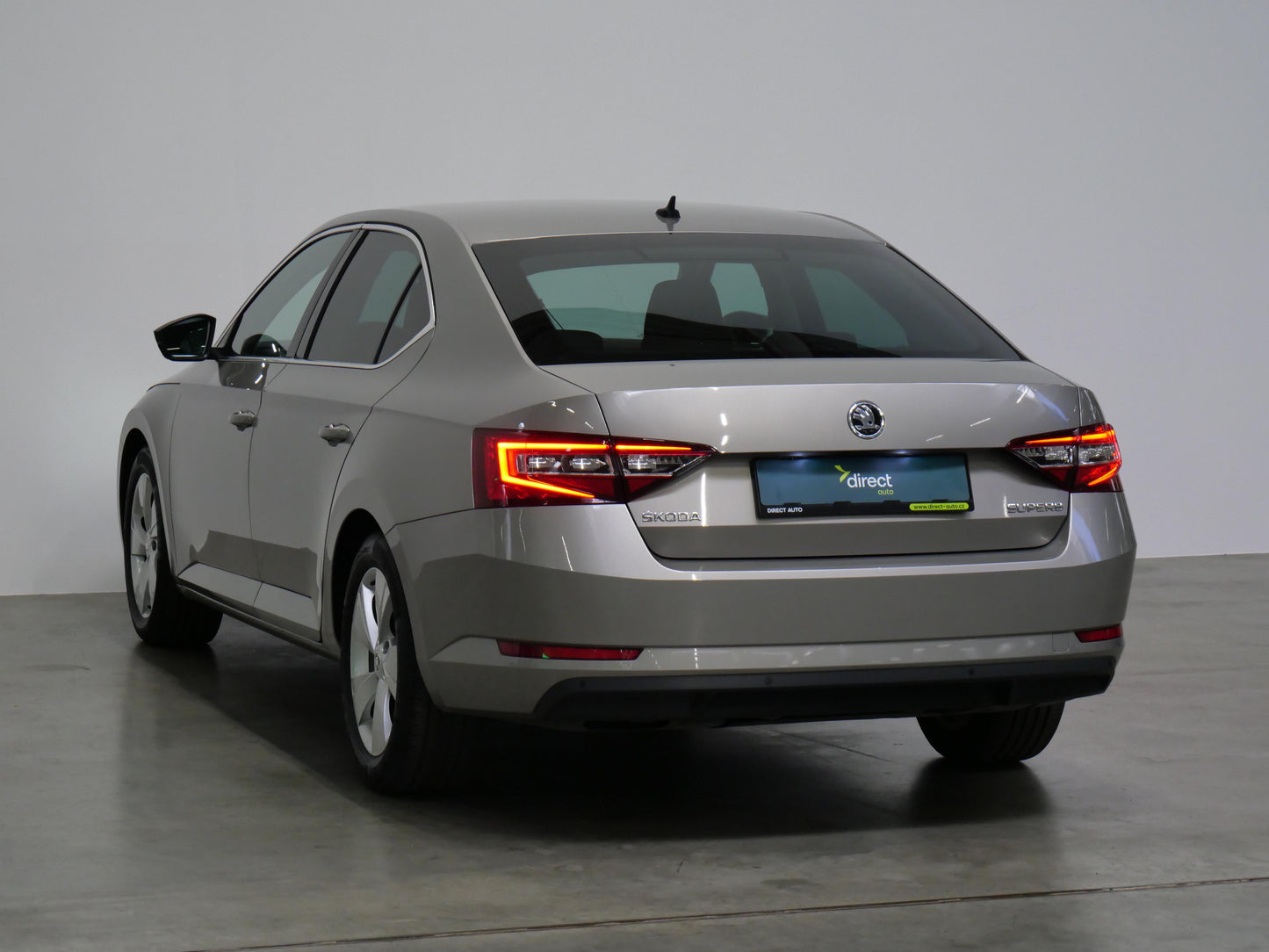 Škoda Superb 2.0 TDI 110 kW Ambition Plus