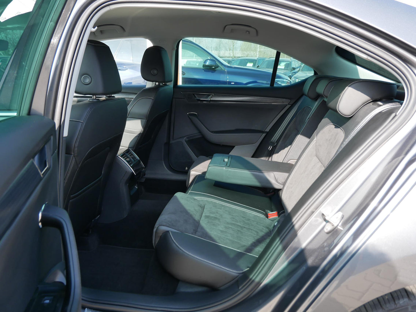 Škoda Superb 2.0 TDI 110 kW Style Plus