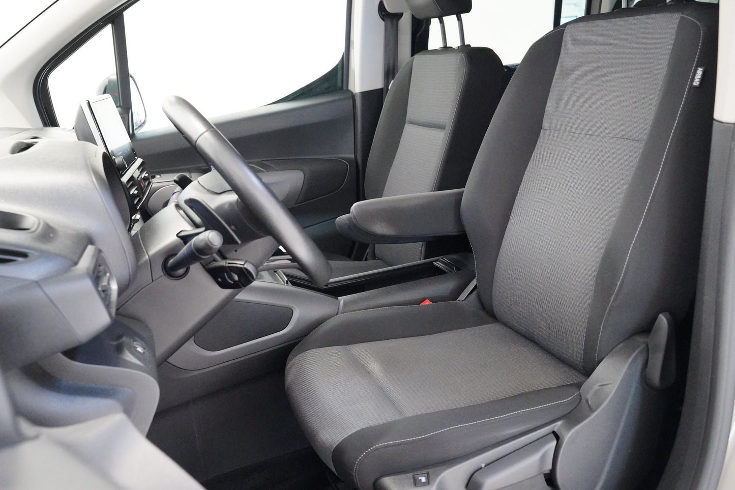 Toyota Proace City Verso 1.2T 96 kW Family L1