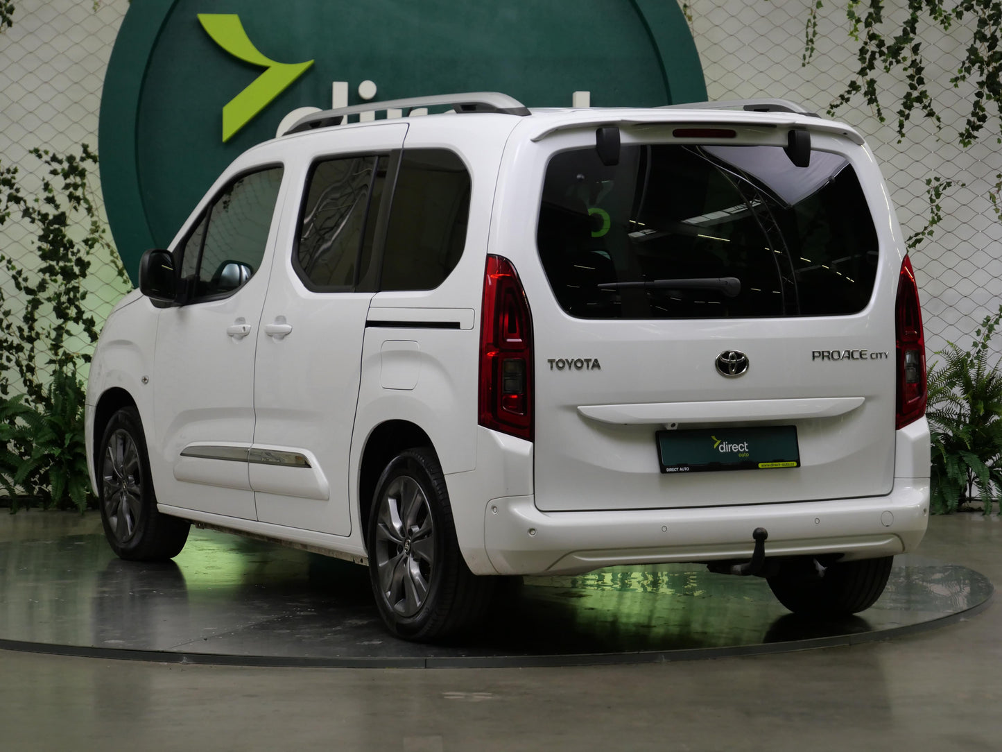 Toyota Proace City Verso 1.2 T 96 kW Family Short