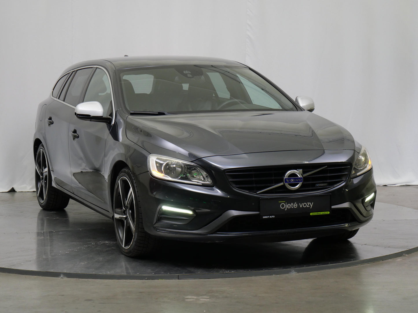 Volvo V60 D4 133 kW Drive-E Summum