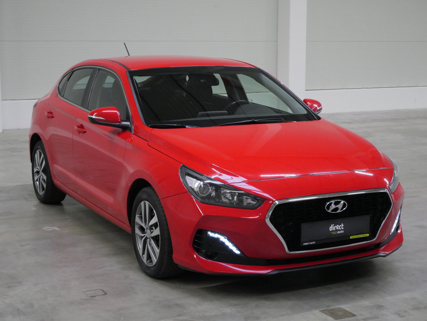 Hyundai i30 1.6 CRDi 100 kW TRIKOLOR KOMFO