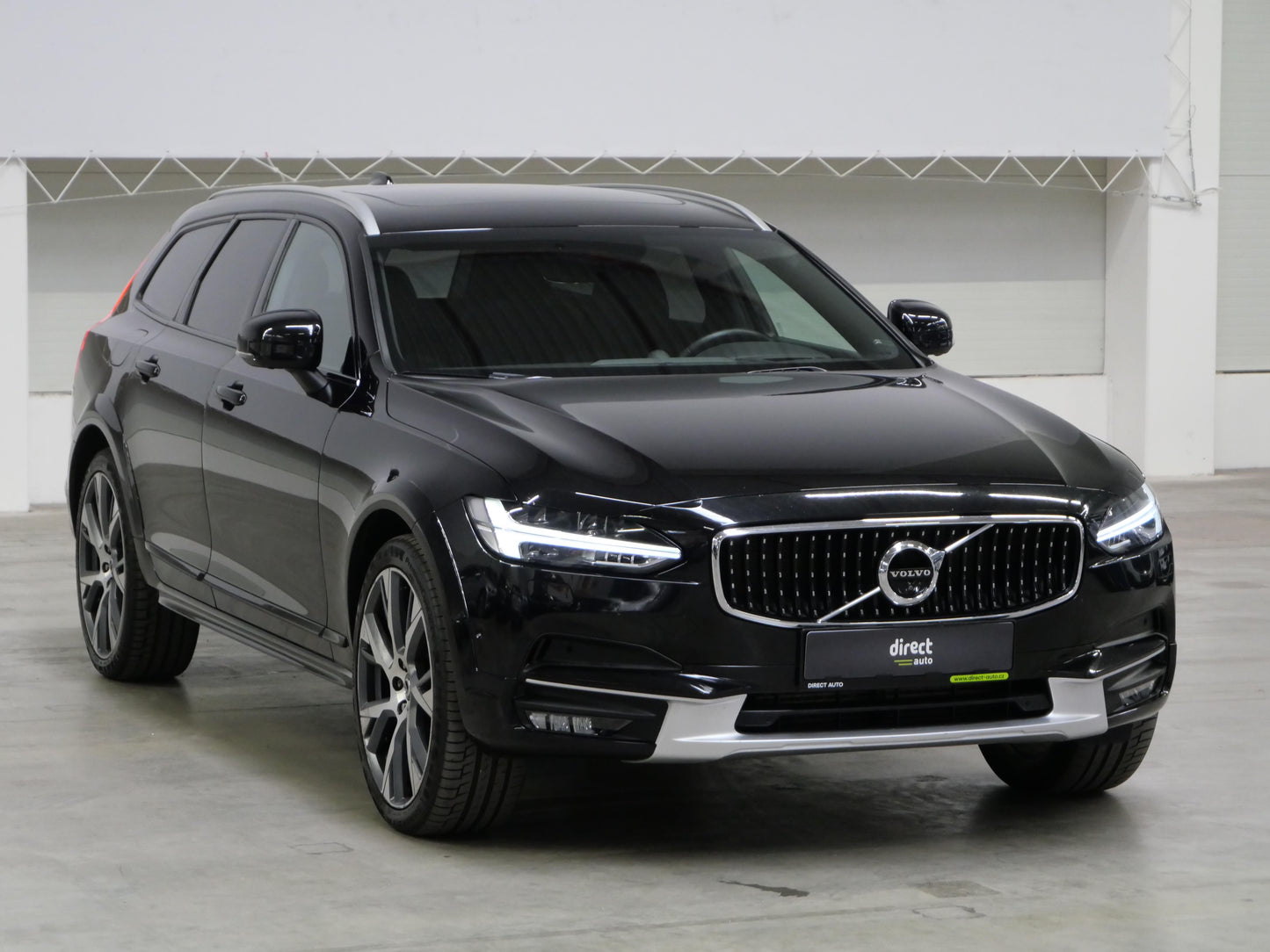 Volvo V90 2.0 T6 228kW AWD Drive-E Cross