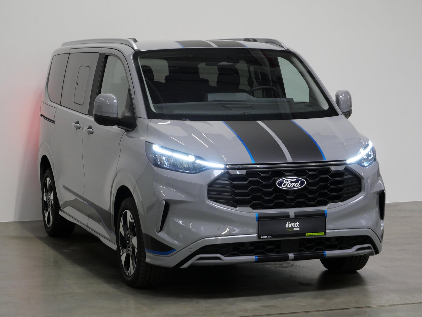 Ford Tourneo Custom 2.0 EcoBlue 125 kW Sport L1