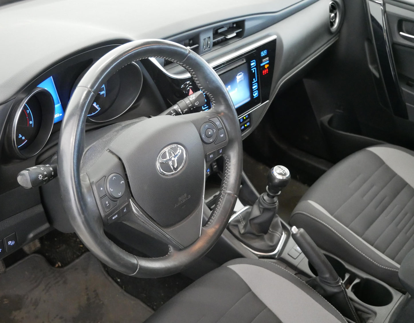 Toyota Auris 1.6 Valvematic 97 kW
