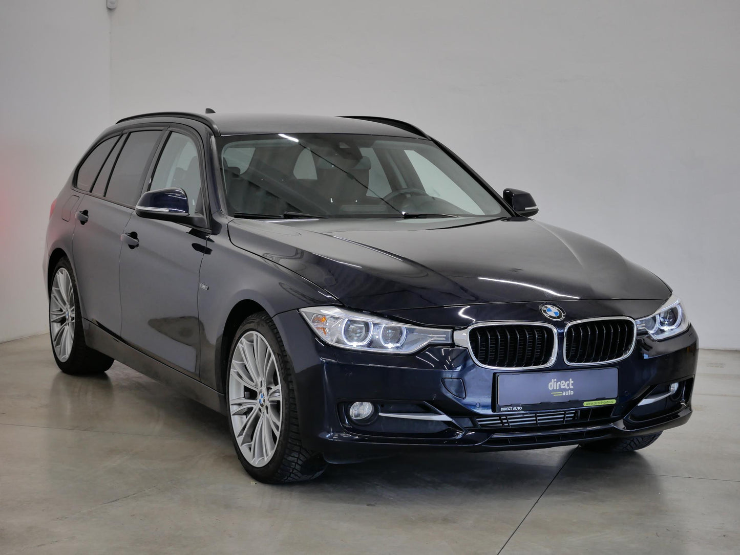 BMW Řada 3 320d xDrive 135 kW SPORT