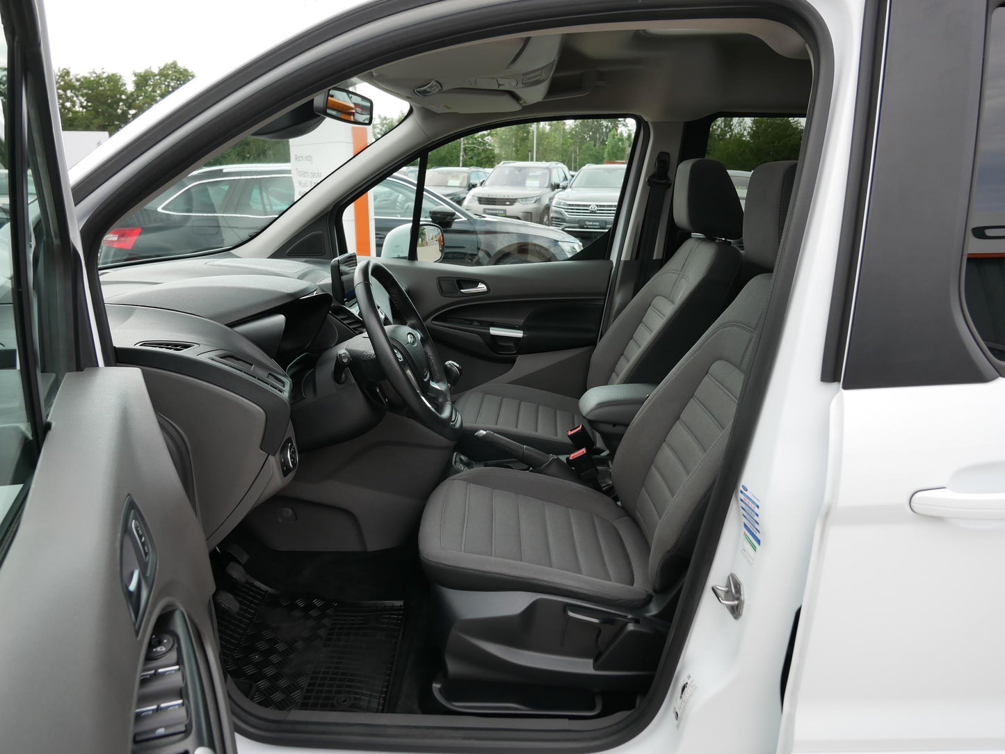 Ford Tourneo Connect 1.5 TDCi 88 kW Titanium
