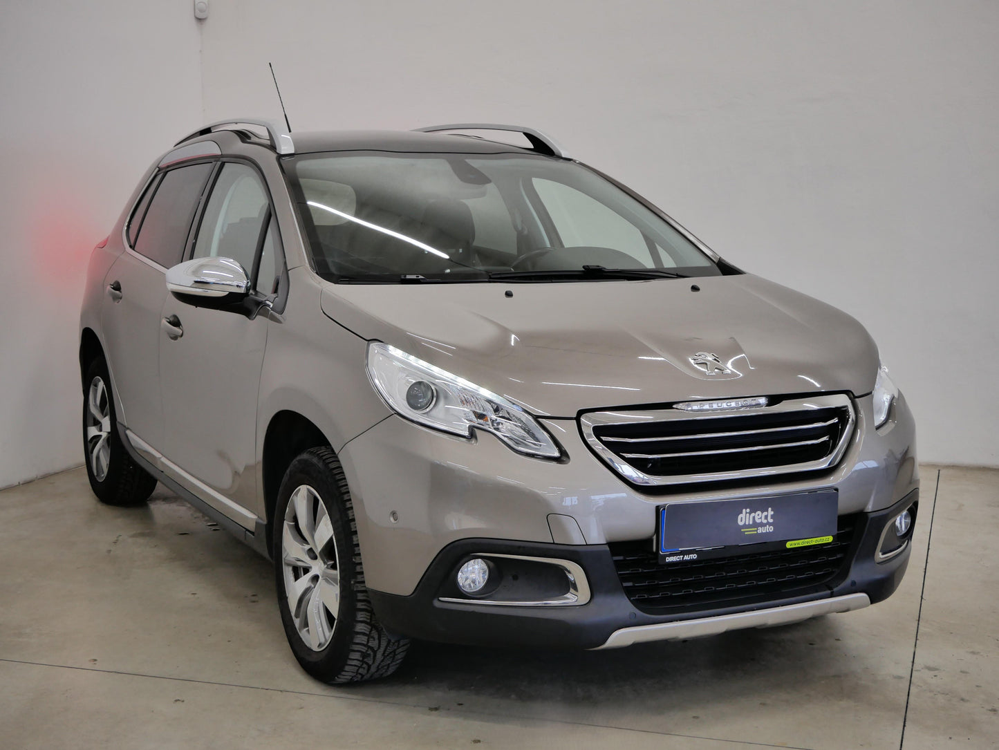 Peugeot 2008 1.2 VTI 60 kW Allure