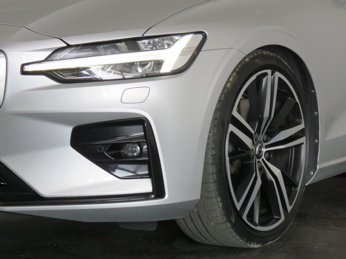 Volvo S60 T5 184 kW R-DESIGN