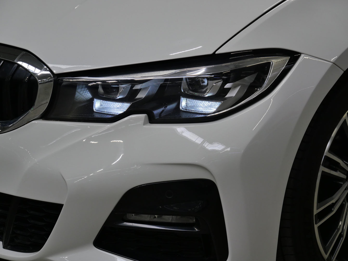 BMW Řada 3 320d 140 kW xDrive M paket