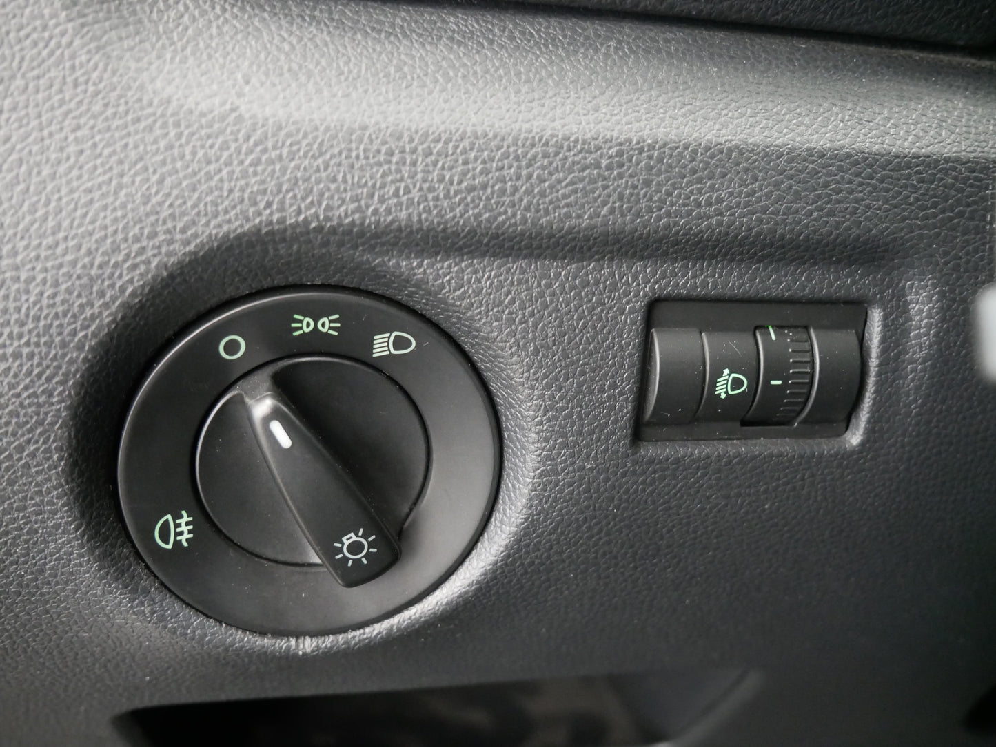 Škoda Fabia 1.6 16V 77 kW Ambiente