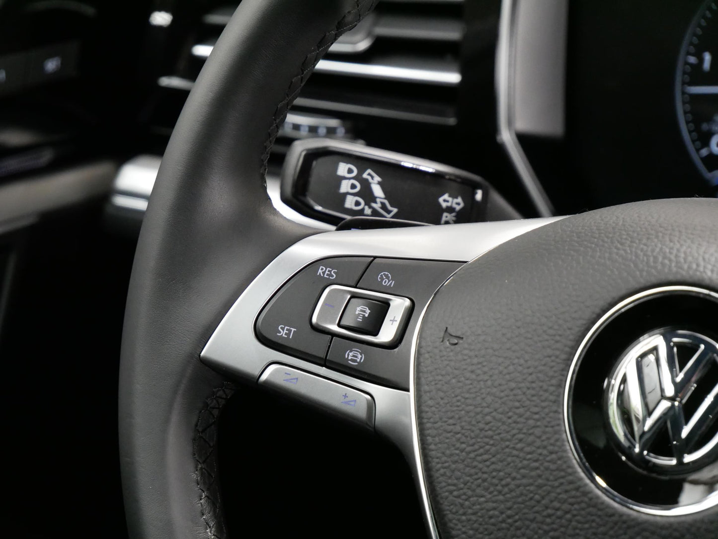 Volkswagen Touareg 4.0 TDI V8 310 kW R-Line
