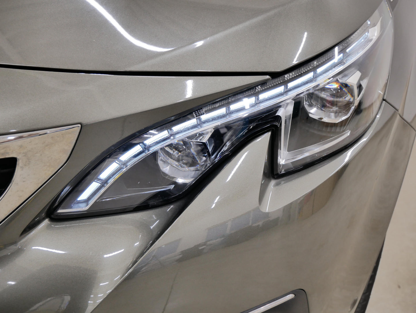 Peugeot 3008 1.2 PureTech 96 kW Allure