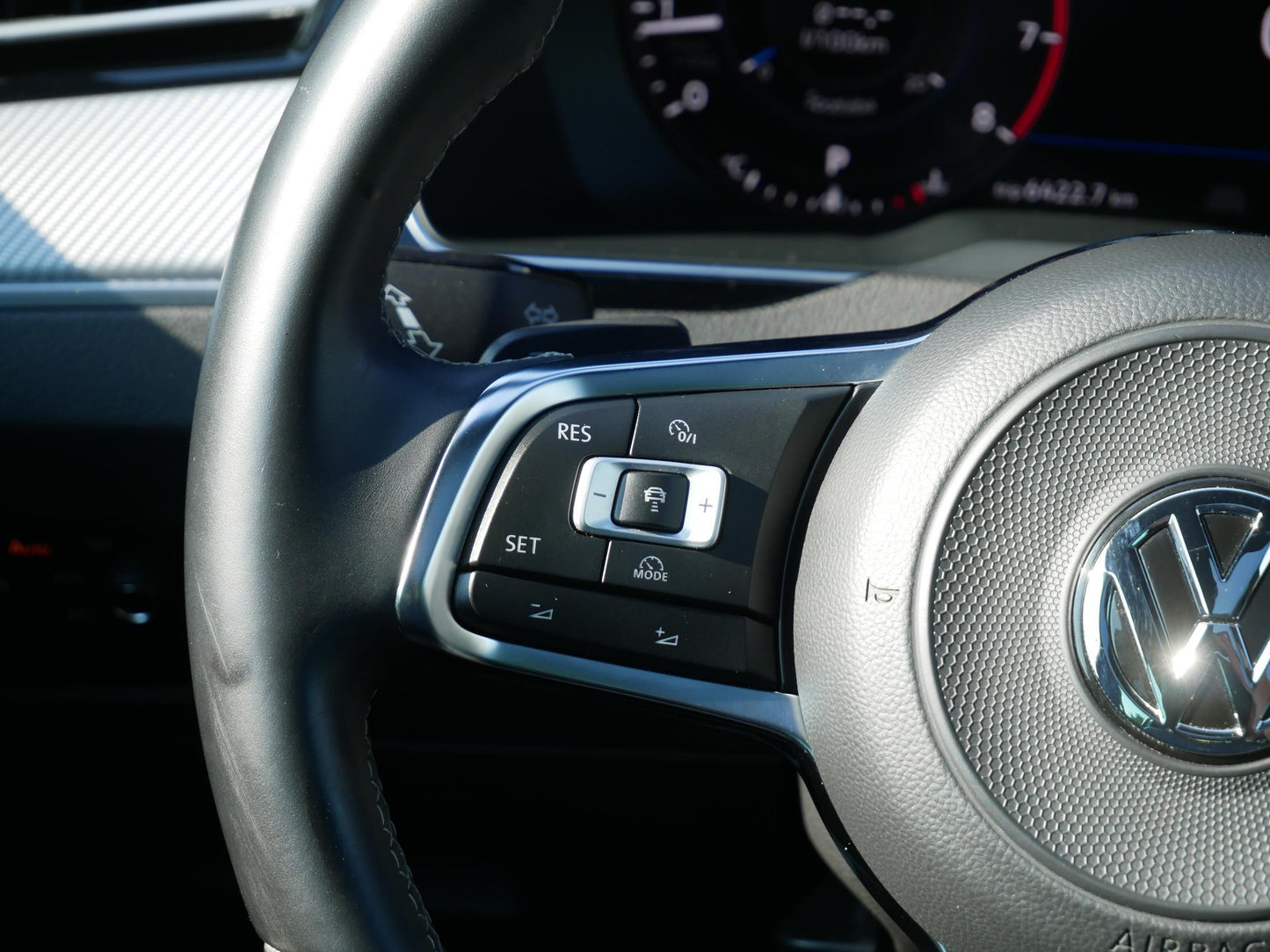 Volkswagen Passat 2.0 TSI 206 kW R-line