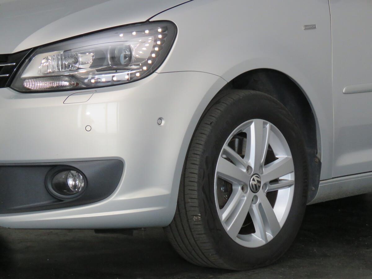 Volkswagen Touran 2.0 TDi 103 kW MATCH