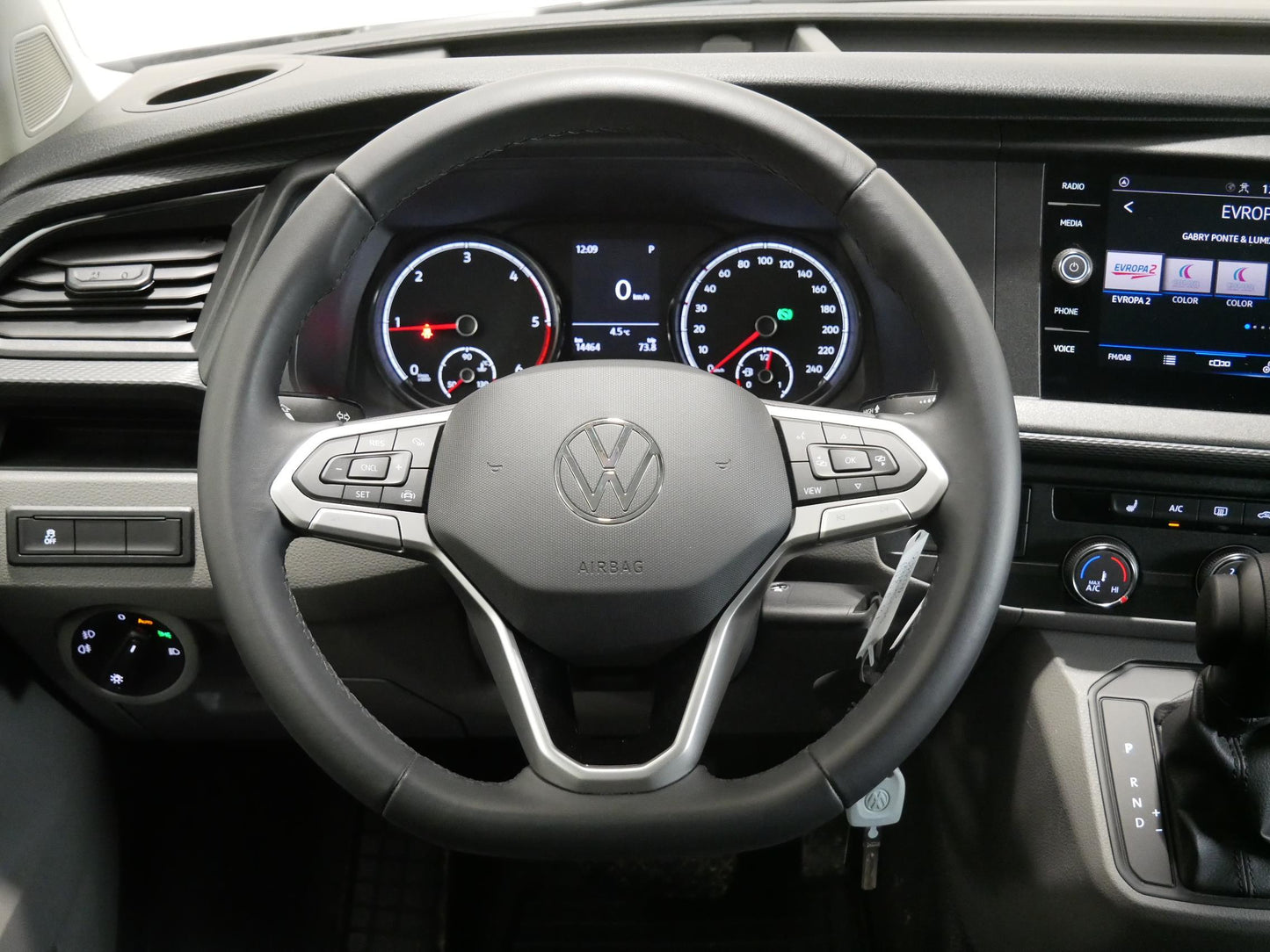 Volkswagen T6.1 2.0 TDI 110 kW Bulli Long
