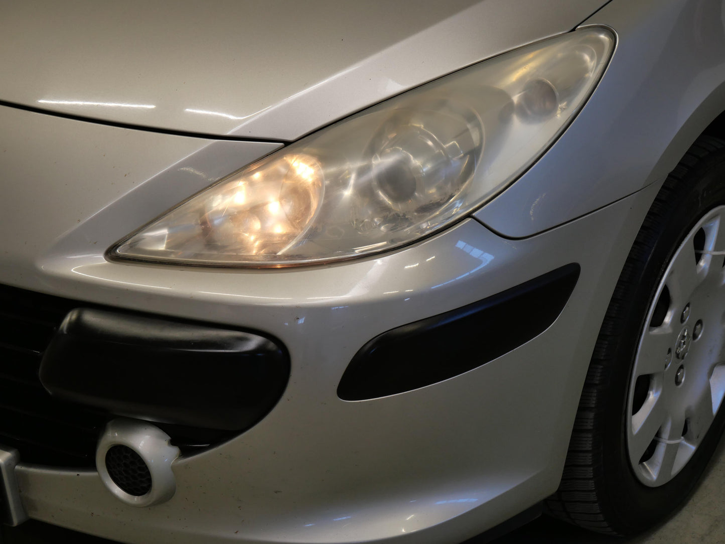 Peugeot 307 1.6 HDI 80 kW XR Presence