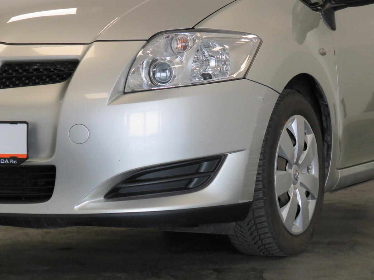 Toyota Auris 1.6 VVT-i 91 kW
