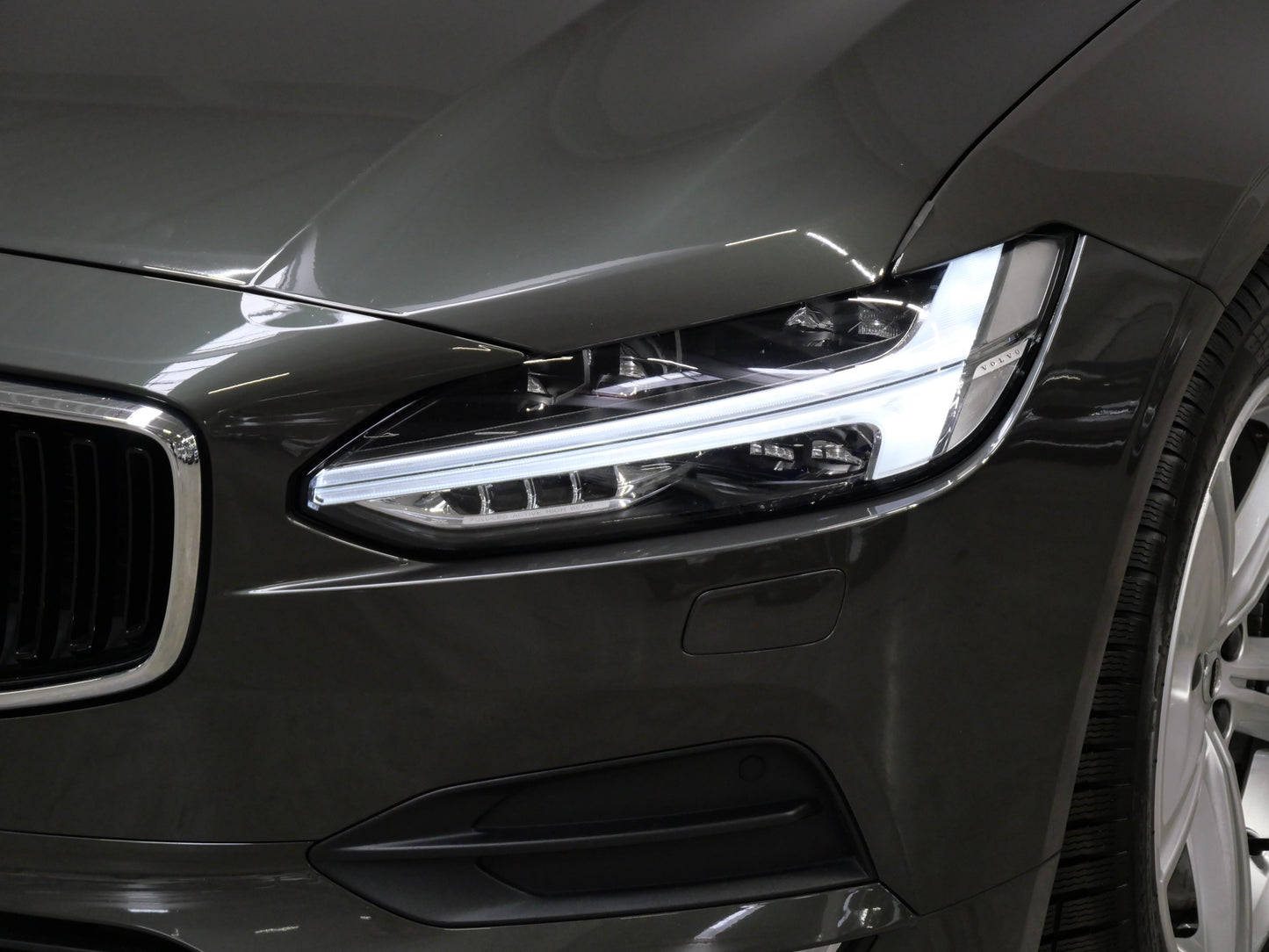Volvo V90 2.0 D4 140 kW Momentum