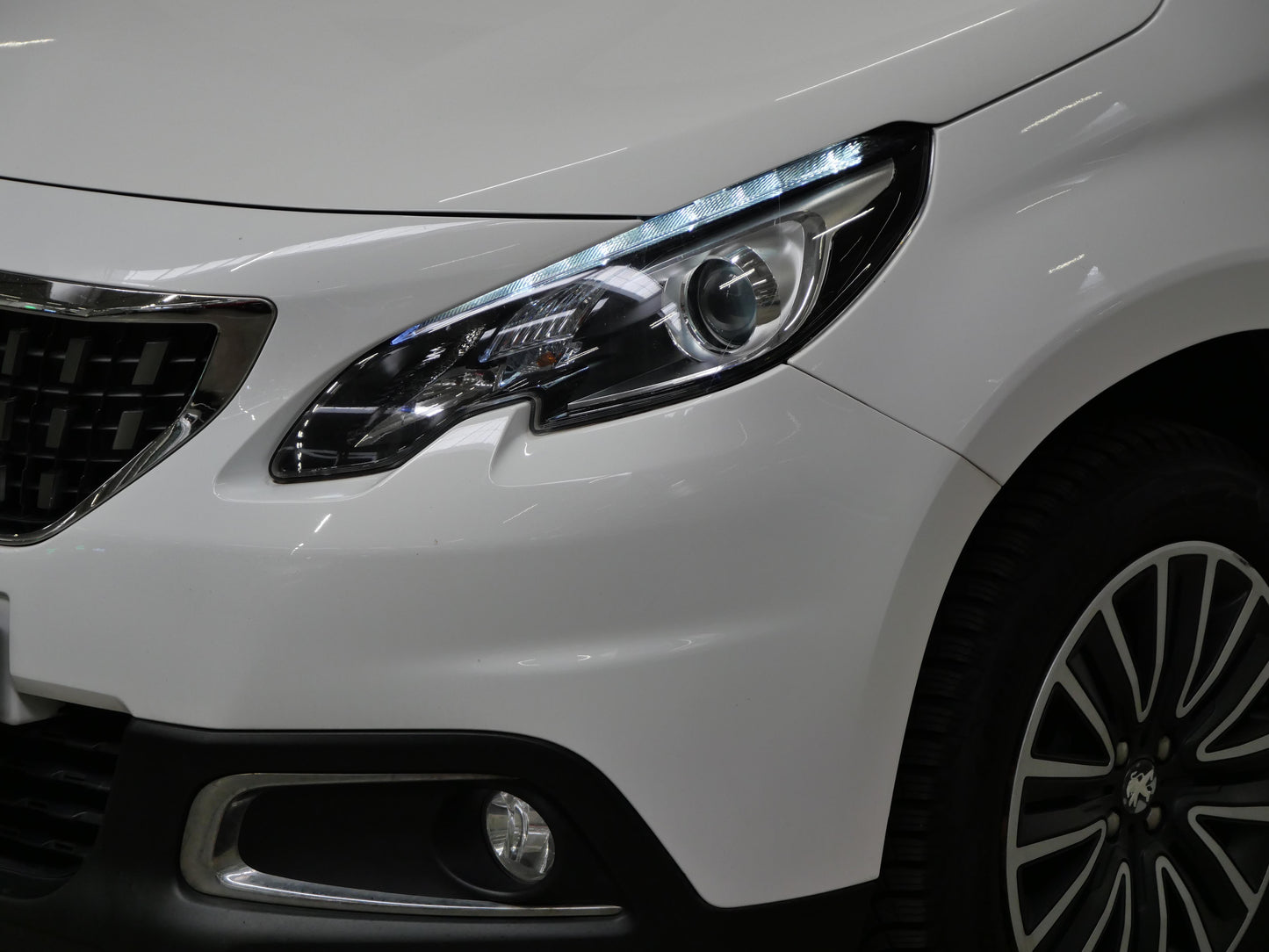 Peugeot 2008 1.2 PureTech 81 kW Active