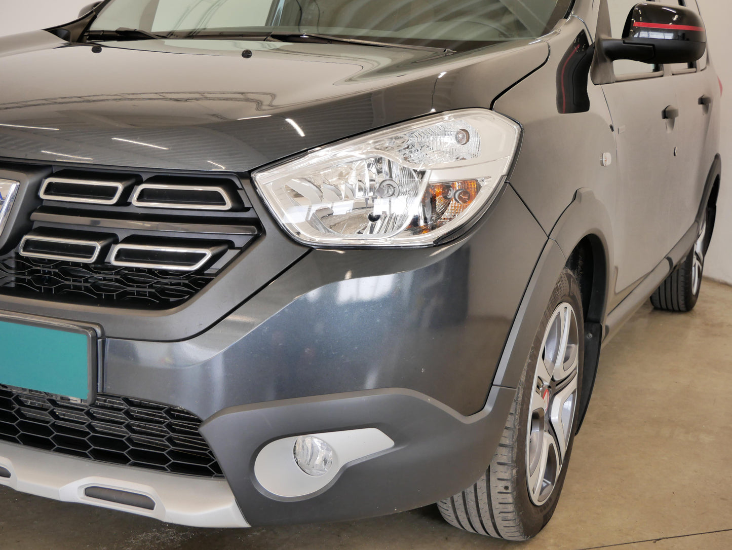 Dacia Lodgy 1.6 SCe 75 kW Stepway Techroad