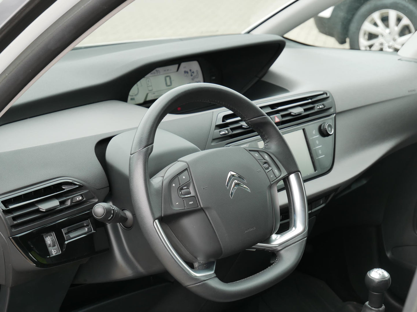 Citroën Grand C4 Picasso 1.6 VTi 88 kW Attraction