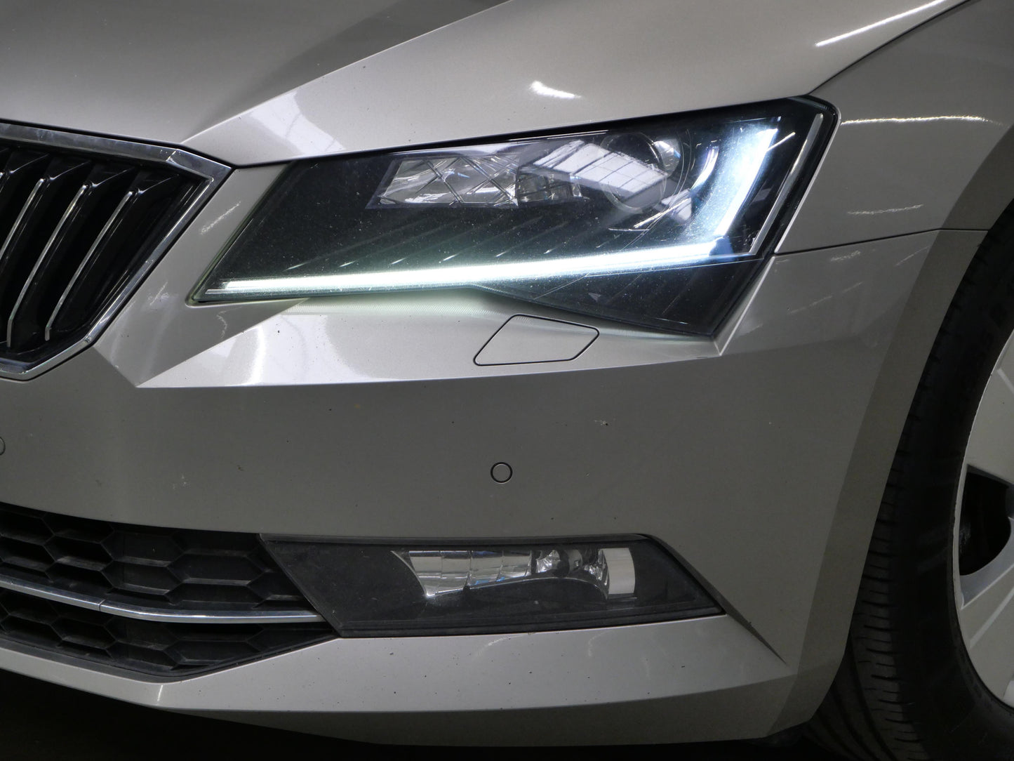Škoda Superb 2.0 TDI 110 kW Ambition Plus