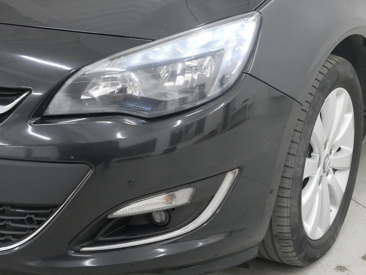 Opel Astra 1.6 CDTi Exclusiv