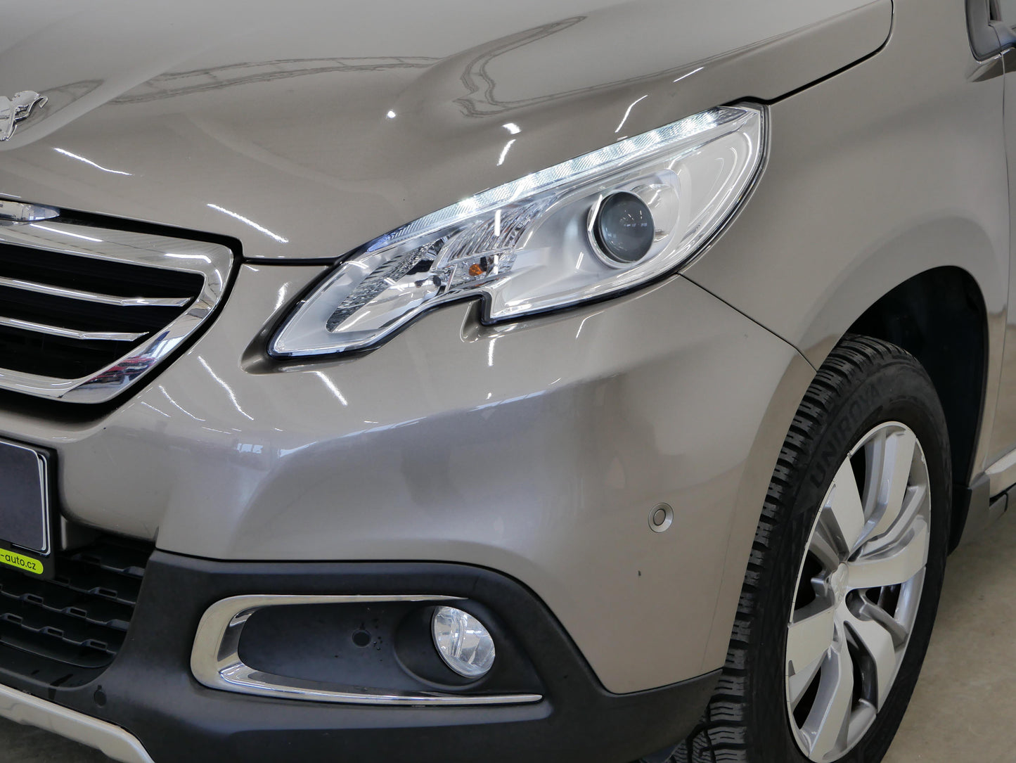 Peugeot 2008 1.2 VTI 60 kW Allure