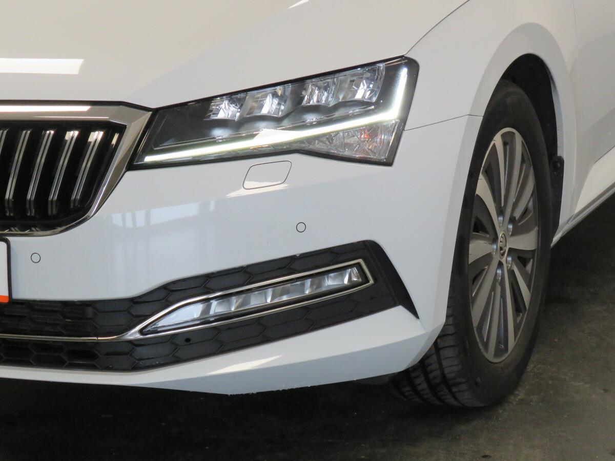 Škoda Superb 2.0 TDI 110 kW DSG Style Plus