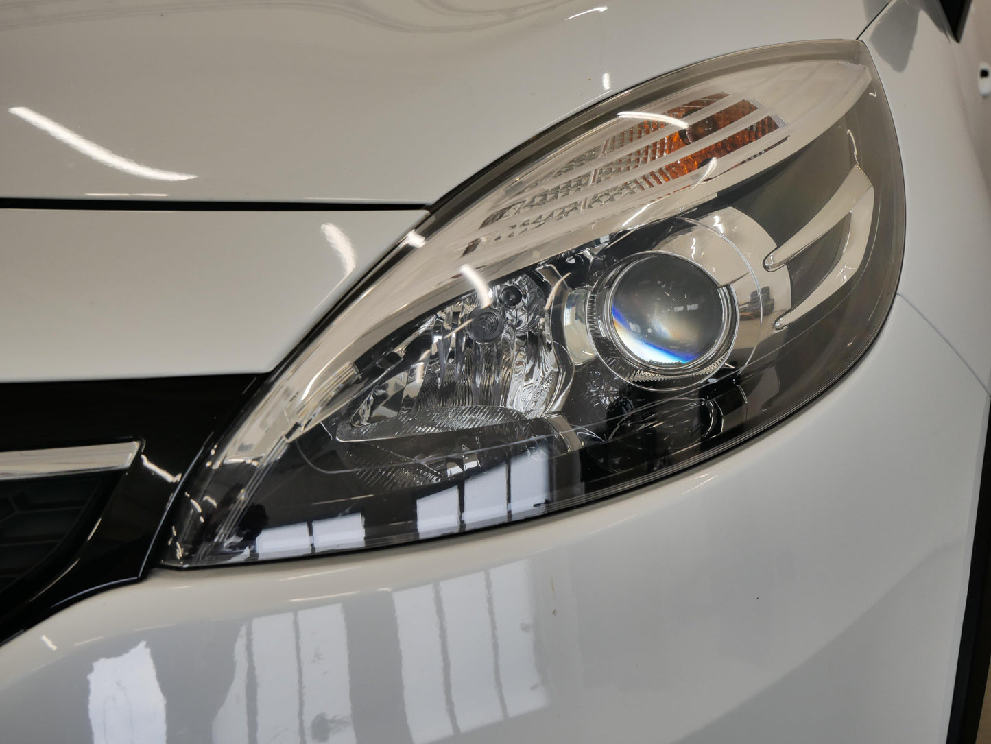 Renault Scénic 1.6 dCi 96 kW X-MOD Privilege