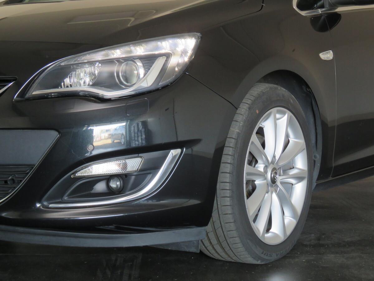 Opel Astra 1.6 CDTI 100kW Exklusiv