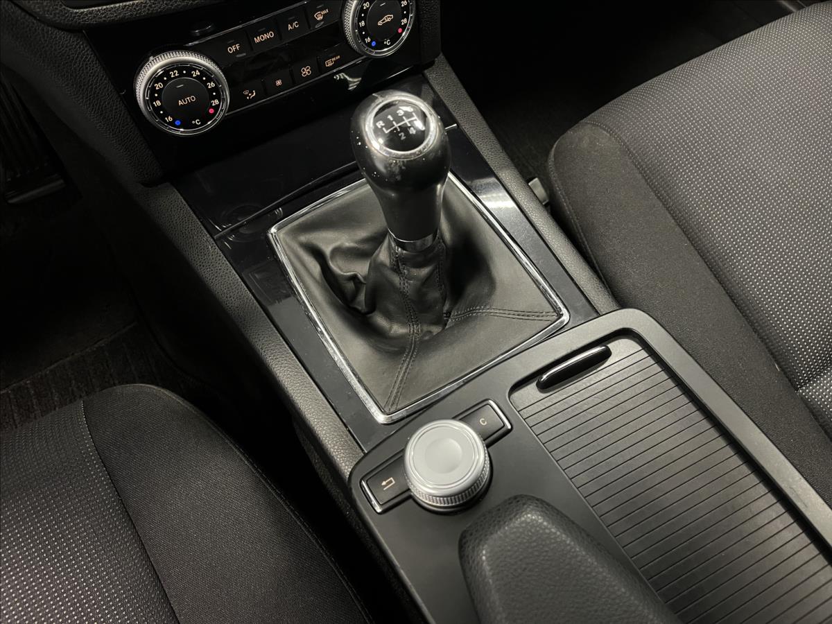 Mercedes-Benz Třídy C 200 Kompressor