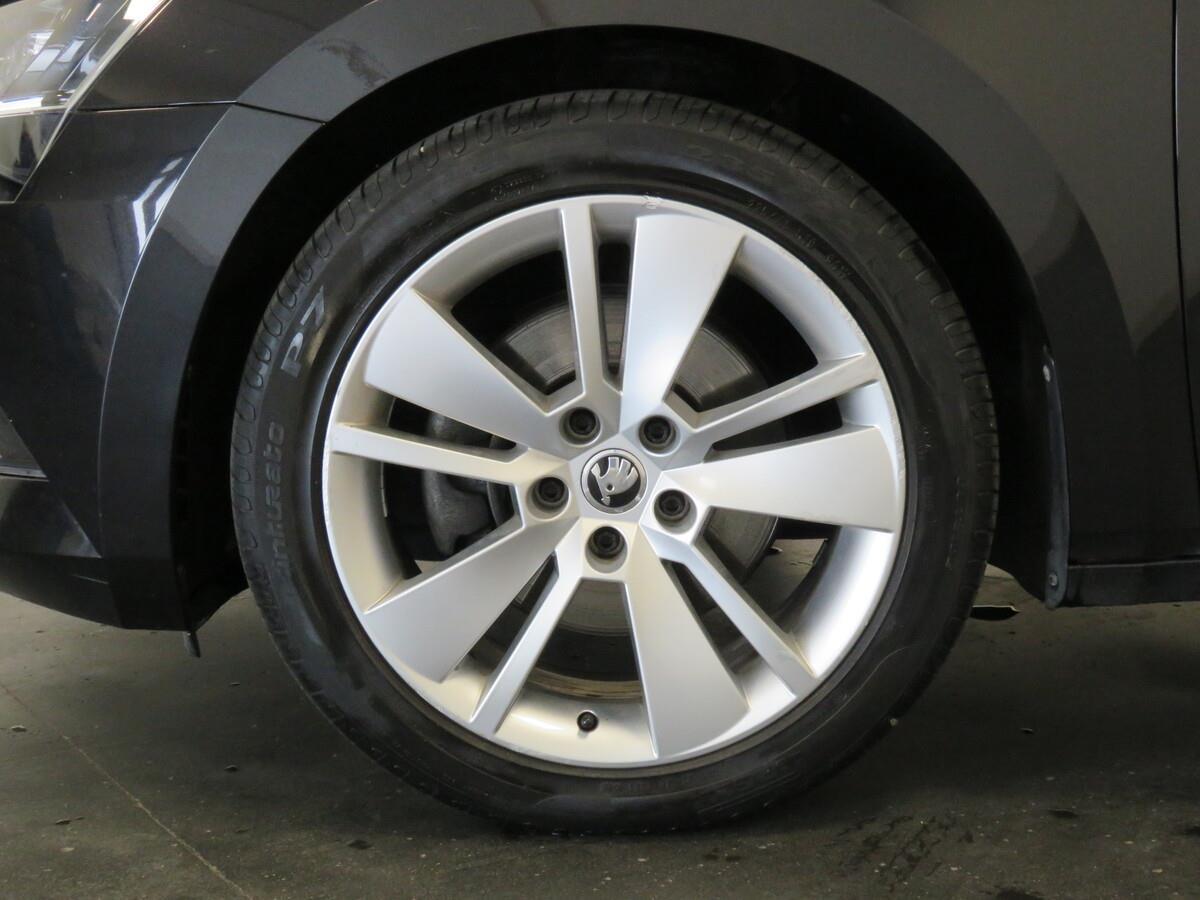Škoda Superb 2.0 TDI 140 kW Style Plus