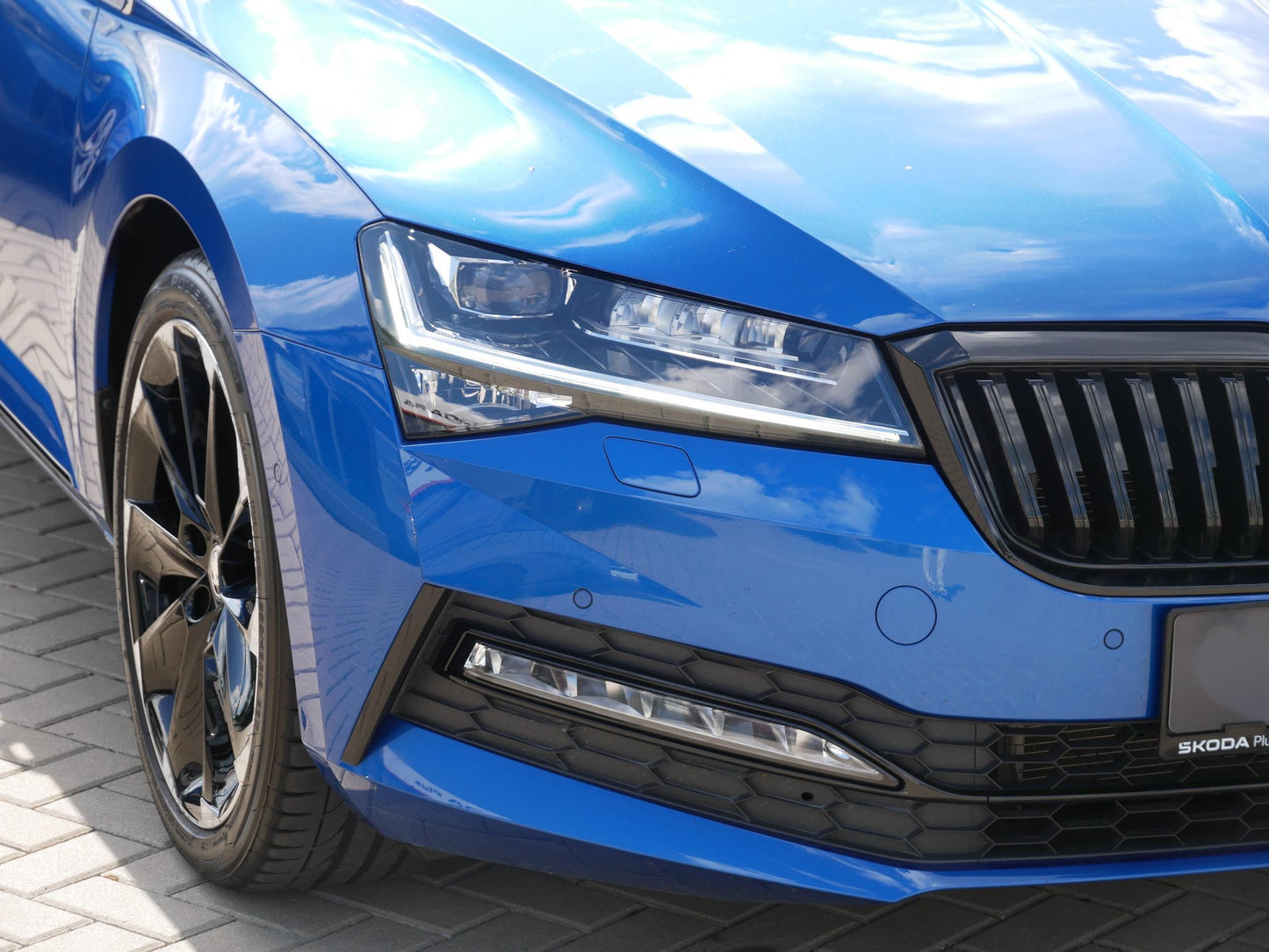 Škoda Superb 2.0 TDI 110 kW Sportline