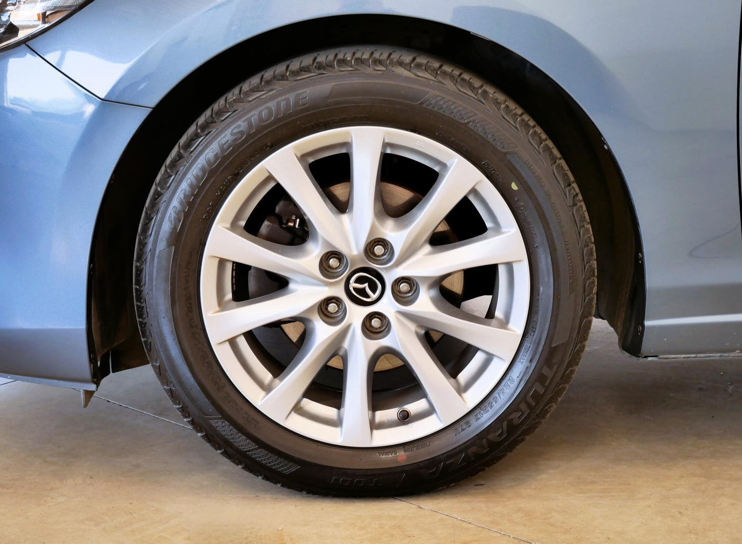 Mazda 6 2.0 Center-line