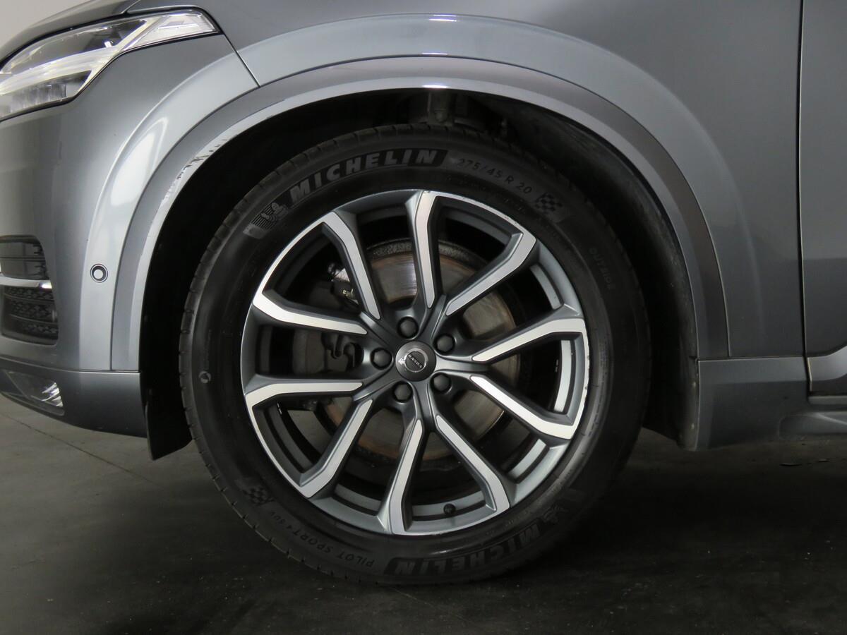 Volvo XC90 D5 AWD MOMENTUM