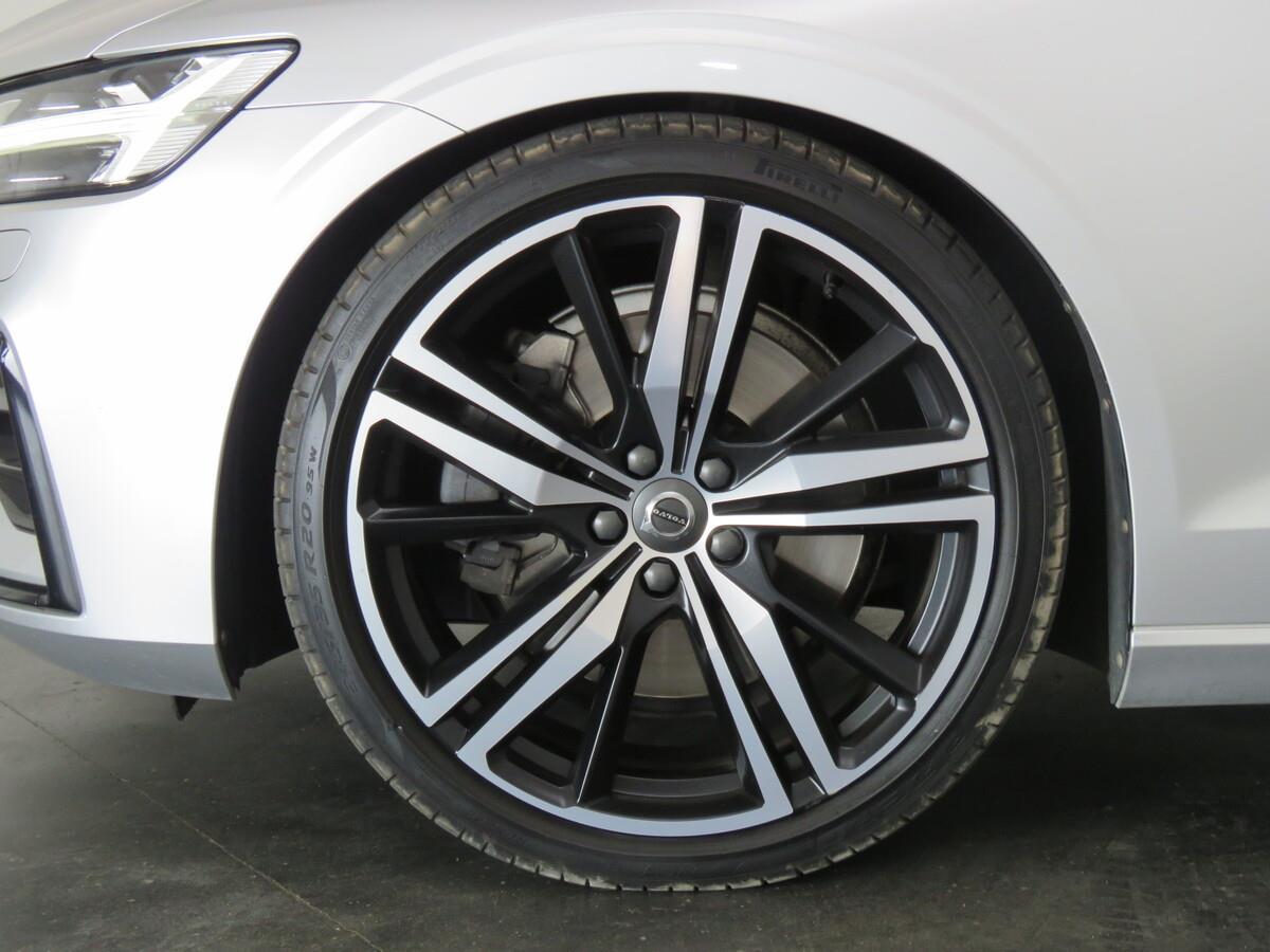 Volvo S60 T5 184 kW R-DESIGN