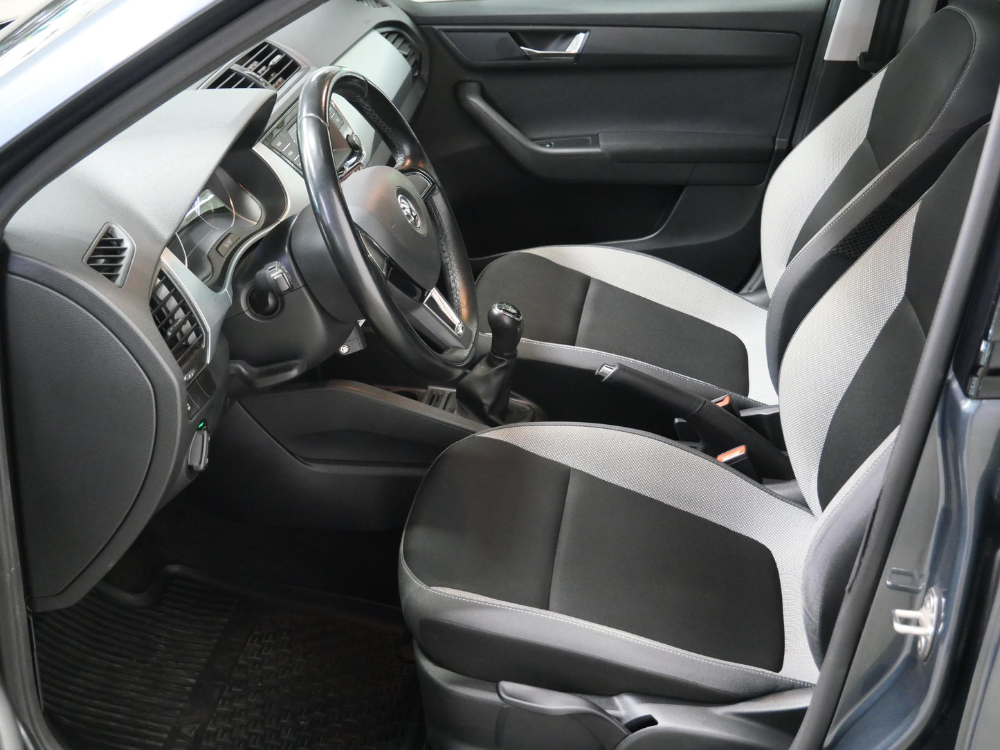 Škoda Fabia 1.2 TSI 66 kW Ambition Plus