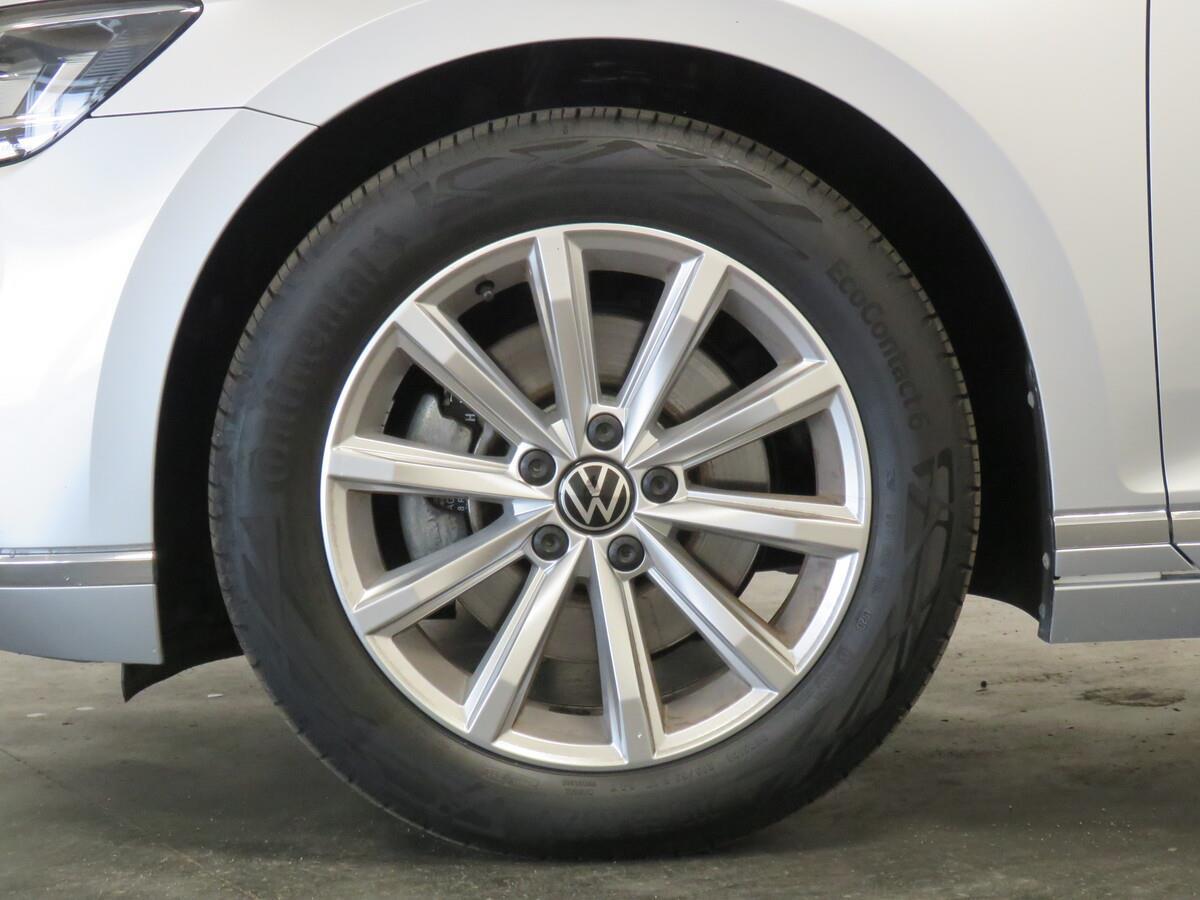 Volkswagen Passat 1.5 TSI 110 kW DSG Elegance